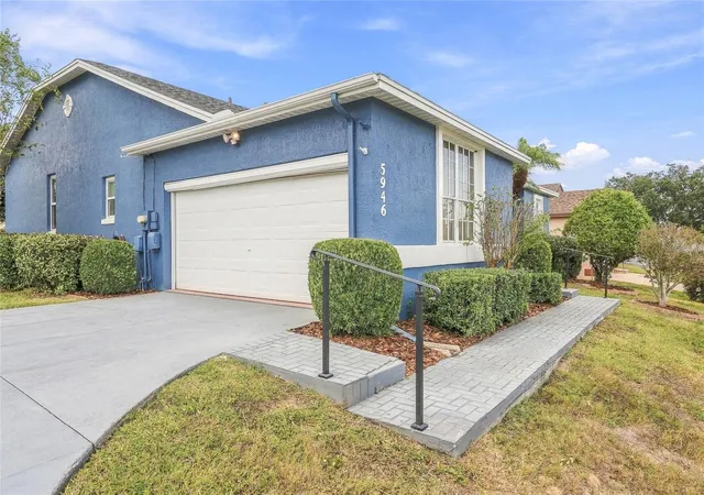 Photo 2 of Single family home for sale at 5946 Chickadee Dr, Lakeland, FL 33809 | MLS# TB8557751 | Listing updated on 2026-10-29