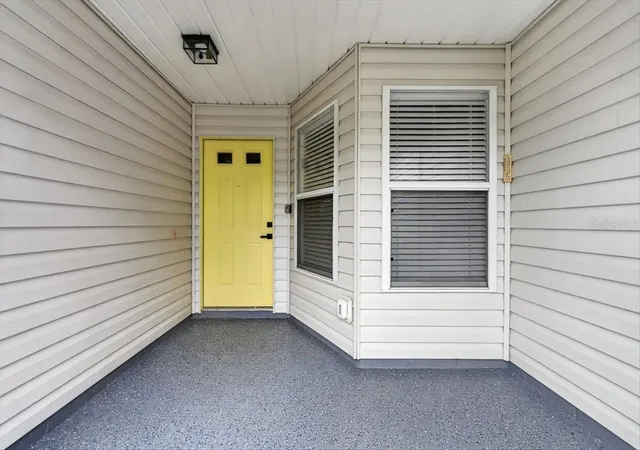 Photo 3 of Single family home for sale at 32226 Summertree Cir, Leesburg, FL 34748 | MLS# TB8557760 | Listing updated on 2026-10-14