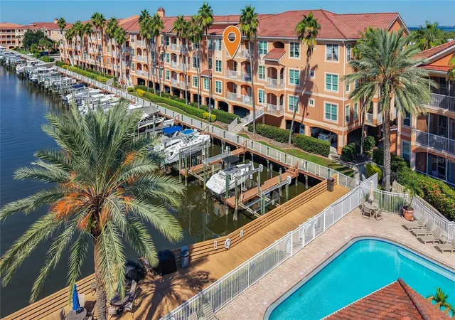 Condo for sale at 5000 Culbreath Key Way #8-207, TAMPA, FL 33611 | MLS# O6449637