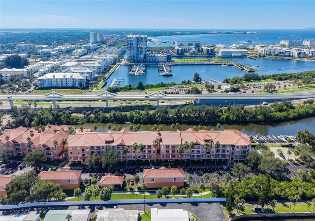 Photo 4 of Condo for sale at 5000 Culbreath Key Way #8-207, Tampa, FL 33611 | MLS# O6449637 | Listing updated on 2026-10-22