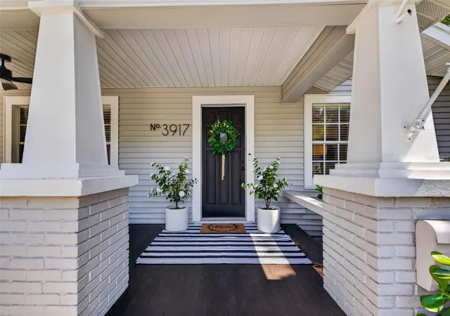 Photo 2 of Single family home for sale at 3917 W San Juan St, Tampa, FL 33629 | MLS# TB8557763 | Listing updated on 2026-10-19
