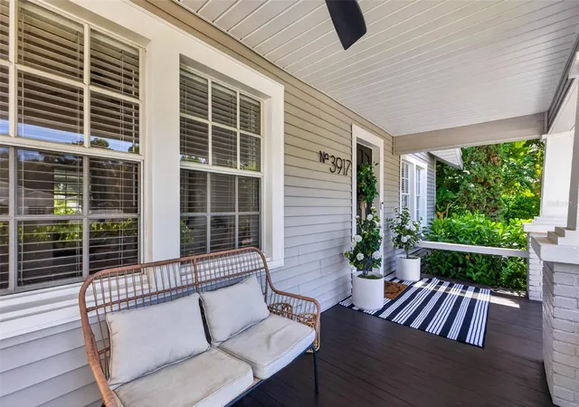Photo 3 of Single family home for sale at 3917 W San Juan St, Tampa, FL 33629 | MLS# TB8557763 | Listing updated on 2026-10-19