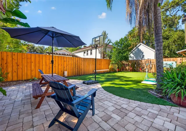 Photo 3 of Single family home for sale at 2804 W Angeles St, Tampa, FL 33629 | MLS# TB8557768 | Listing updated on 2026-10-19