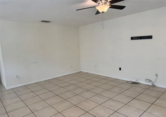 Photo 1 of Single family home for sale at 2609 E Emma St, Tampa, FL 33610 | MLS# TB8557769 | Listing updated on 2026-10-14