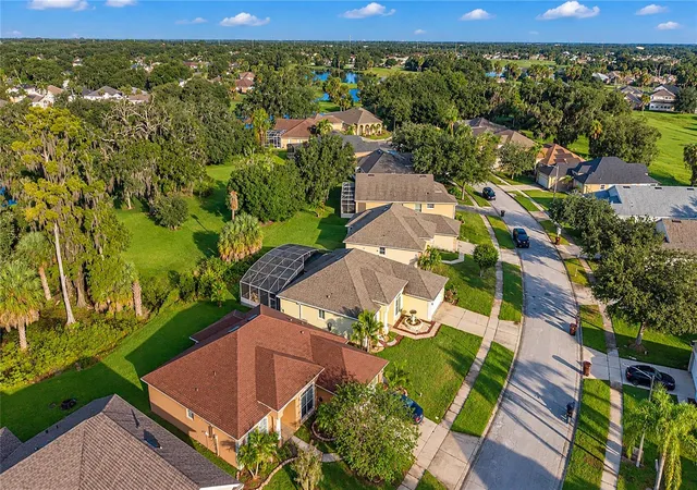 Photo 4 of Single family home for sale at 1806 Ironwood Way, Kissimmee, FL 34746 | MLS# O6449641 | Listing updated on 2026-10-17