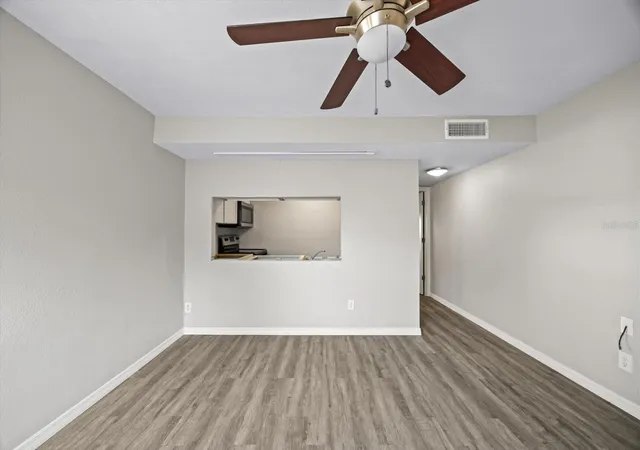 Photo 4 of Condo for sale at 7169 E Bank Dr #7169, Tampa, FL 33617 | MLS# A4709463 | Listing updated on 2026-10-15