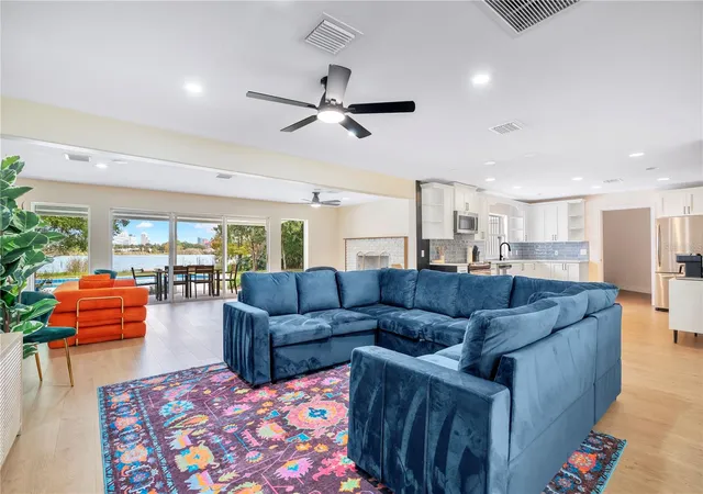 Photo 1 of Single family home for sale at 411 Rock Lake Dr, Orlando, FL 32805 | MLS# O6449642 | Listing updated on 2026-10-15