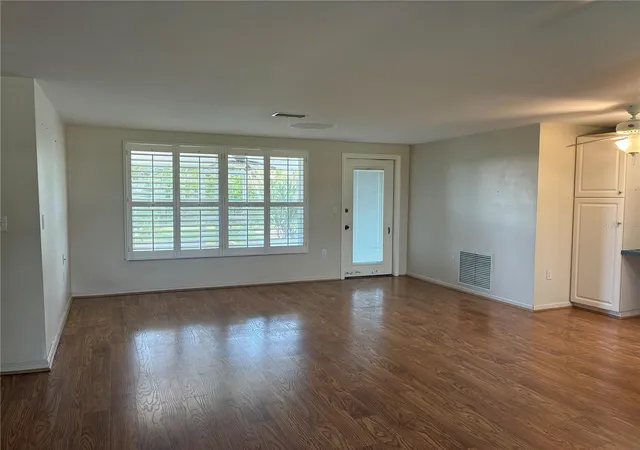 Photo 3 of Single family home for sale at 90 Harwich Cir, Englewood, FL 34223 | MLS# A4709465 | Listing updated on 2026-10-28