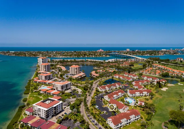 Photo 3 of Condo for sale at 6011 Bahia Del Mar Blvd #150, Saint Petersburg, FL 33715 | MLS# TB8557772 | Listing updated on 2026-10-14