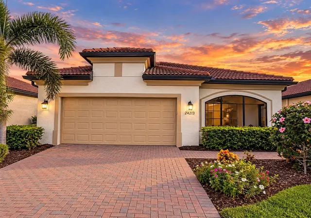 Photo 1 of Single family home for sale at 24213 Spartina Dr, Venice, FL 34293 | MLS# C7531993 | Listing updated on 2026-10-22