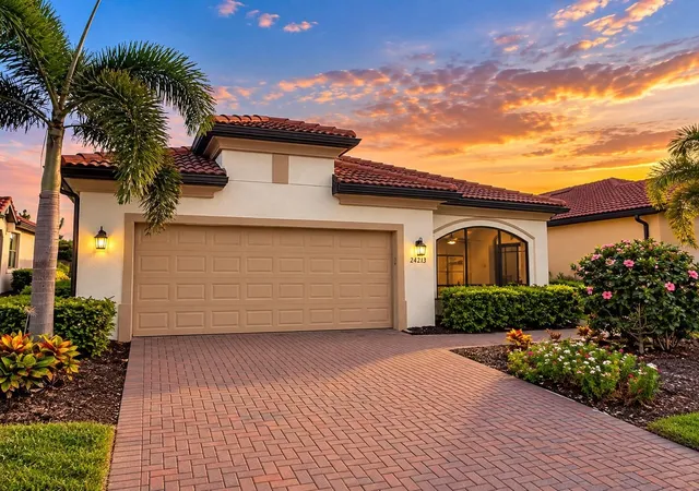 Photo 2 of Single family home for sale at 24213 Spartina Dr, Venice, FL 34293 | MLS# C7531993 | Listing updated on 2026-10-22