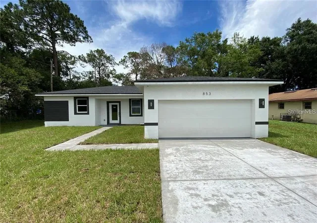 Single family home for sale at 853 Trina Ln, Lakeland, FL 33809 | MLS# S5159468 | Listing updated on 2026-10-15