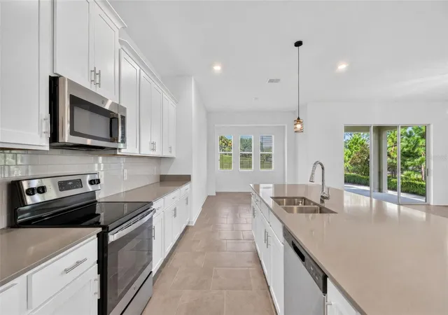 Photo 4 of Single family home for sale at 5319 Basalt Dr, Mount Dora, FL 32757 | MLS# G5119026 | Listing updated on 2026-10-30