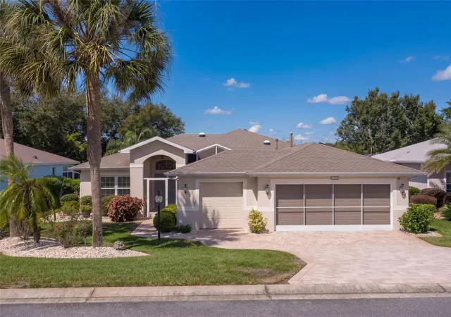 Photo 2 of Single family home for sale at 21411 Royal Troon Dr, Leesburg, FL 34748 | MLS# G5119027 | Listing updated on 2026-10-17