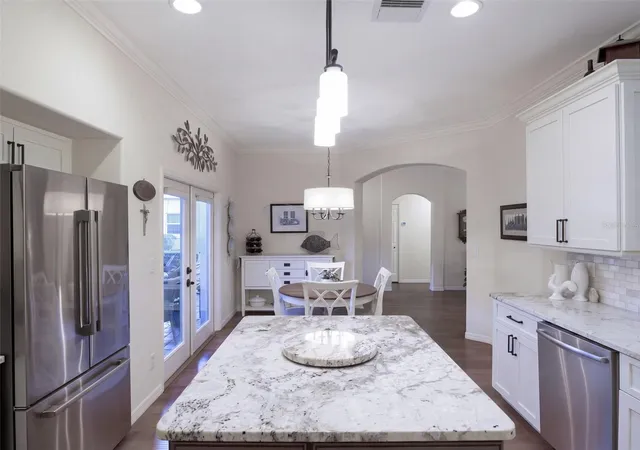 Photo 4 of Single family home for sale at 21411 Royal Troon Dr, Leesburg, FL 34748 | MLS# G5119027 | Listing updated on 2026-10-17