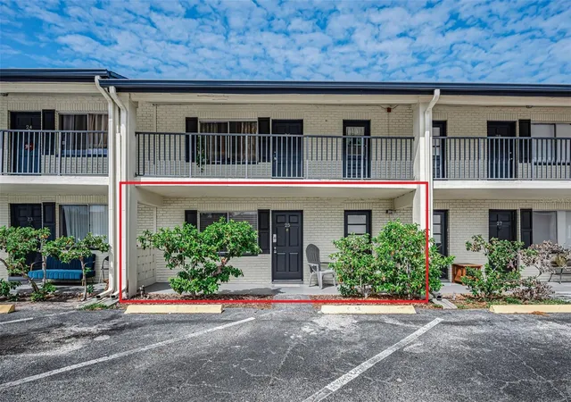 Photo 1 of Condo for sale at 2 N Fernwood Ave #25, Clearwater, FL 33765 | MLS# TB8557788 | Listing updated on 2026-10-14