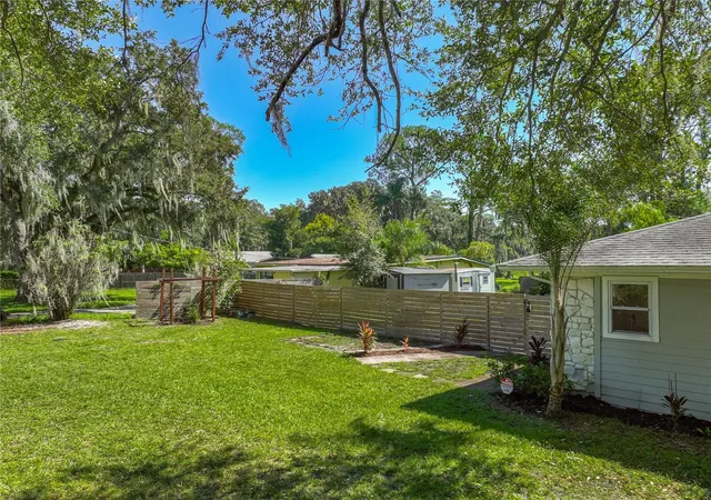 Photo 3 of Single family home for sale at 5465 Lake Tyner Dr, Orlando, FL 32839 | MLS# O6449674 | Listing updated on 2026-10-17
