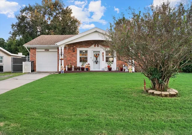 Single family home for sale at 2212 Clark Ave, BRADENTON, FL 34207 | MLS# A4709474