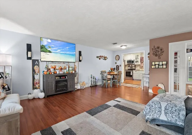 Photo 4 of Single family home for sale at 2212 Clark Ave, Bradenton, FL 34207 | MLS# A4709474 | Listing updated on 2026-10-22