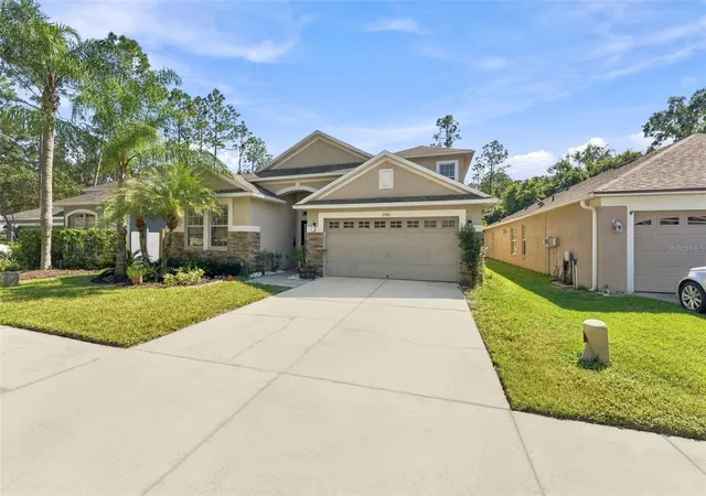 Photo 3 of Single family home for sale at 21916 Waverly Shrs Ln, Land O Lakes, FL 34637 | MLS# TB8557795 | Listing updated on 2026-10-22
