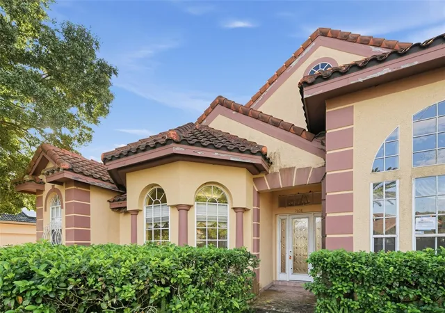 Photo 3 of Single family home for sale at 7608 San Remo Pl, Orlando, FL 32835 | MLS# O6449683 | Listing updated on 2026-10-20