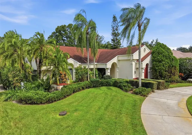 Photo 1 of Single family home for sale at 1008 Royal Birkdale Dr, Tarpon Springs, FL 34688 | MLS# O6449687 | Listing updated on 2026-10-15
