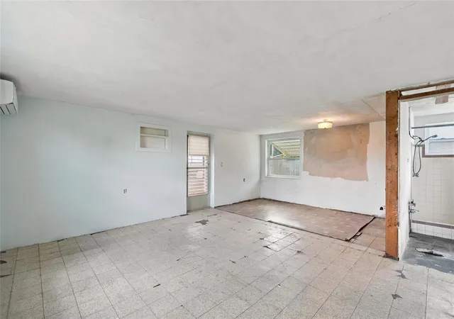 Photo 4 of Single family home for sale at 1141 Kehosee Ln, Englewood, FL 34224 | MLS# A4709490 | Listing updated on 2026-10-22