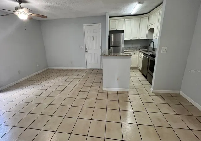 Listing Photo 2 - Condo for sale in building located at 2740 Oak Park Wy, Orlando, FL 32822 - Unit #102