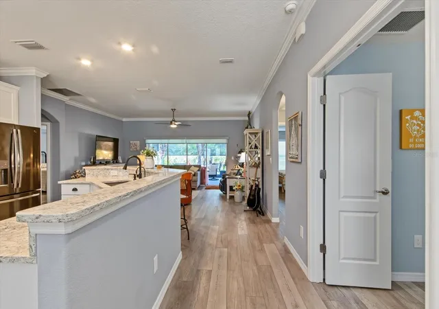 Photo 3 of Single family home for sale at 4355 Bent Crk Ln, Leesburg, FL 34748 | MLS# G5119040 | Listing updated on 2026-10-21