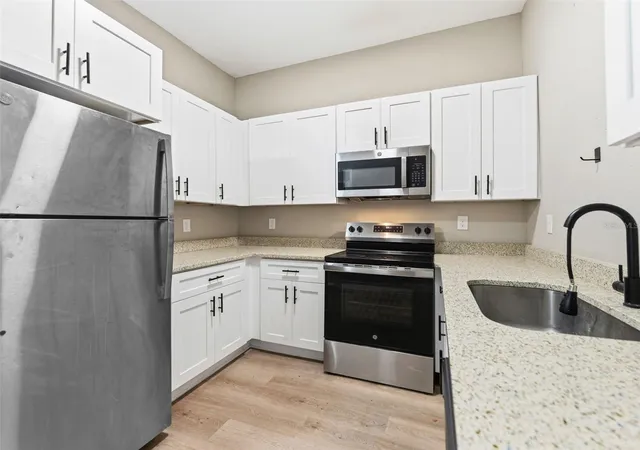 Photo 2 of Single family home for sale at 1740 W Cherry St, Tampa, FL 33607 | MLS# TB8557842 | Listing updated on 2026-10-14