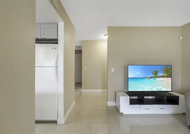 Photo 4 of Condo for sale at 2408 Barley Clb Ct #2, Orlando, FL 32837 | MLS# S5159479 | Listing updated on 2026-10-27