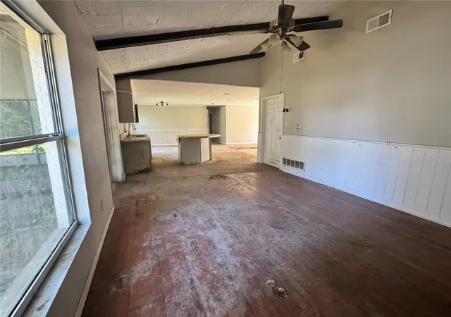 Photo 4 of Single family home for sale at 477 Woodstock Dr, Port Orange, FL 32127 | MLS# O6449728 | Listing updated on 2026-10-14