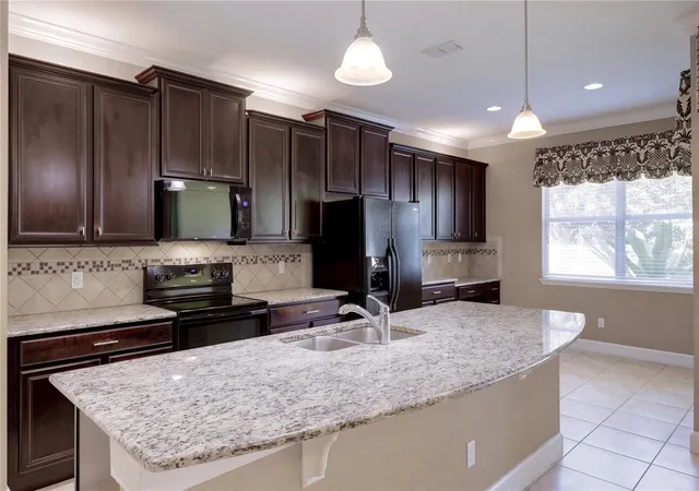 Photo 4 of Single family home for sale at 11843 Padua Ln, Orlando, FL 32827 | MLS# S5159481 | Listing updated on 2026-10-24