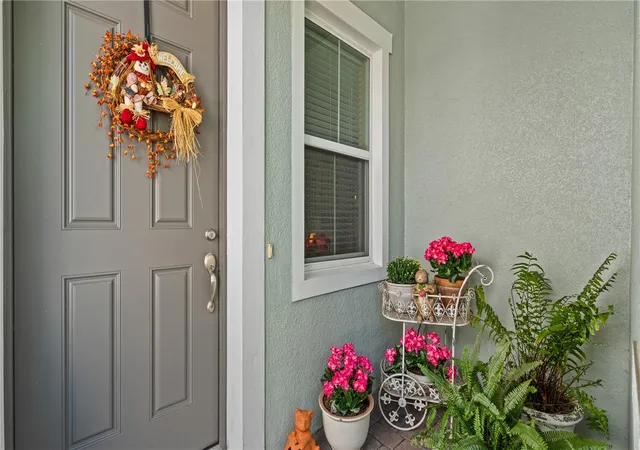 Photo 3 of House for sale at 1915 Flora Pass Pl, Kissimmee, FL 34747 | MLS# O6449739 | Listing updated on 2026-10-22