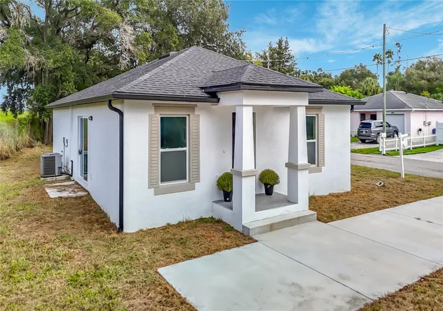 Photo 1 of Single family home for sale at 8410 N Lamar St, Tampa, FL 33604 | MLS# TB8557883 | Listing updated on 2026-10-21