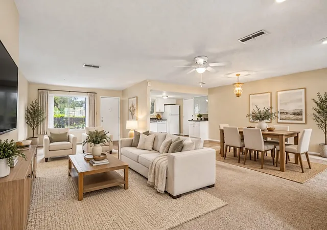 Photo 3 of Single family home for sale at 10443 Larissa St, Orlando, FL 32821 | MLS# O6449753 | Listing updated on 2026-10-28