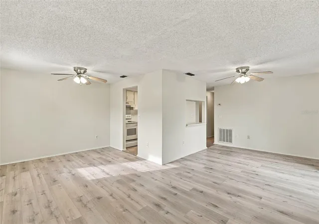 Photo 4 of Condo for sale at 4022 Beaver Ln #1000H, Port Charlotte, FL 33952 | MLS# C7532003 | Listing updated on 2026-10-16