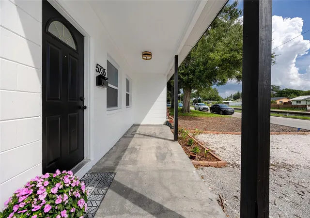 Photo 3 of Single family home for sale at 5735 Burlington Ave N, Saint Petersburg, FL 33710 | MLS# TB8557890 | Listing updated on 2026-10-17