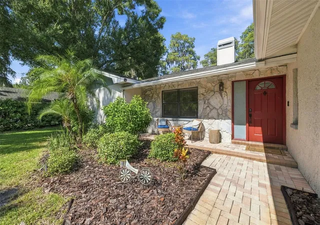 Photo 3 of Single family home for sale at 18306 Crawley Rd, Odessa, FL 33556 | MLS# TB8557898 | Listing updated on 2026-10-15