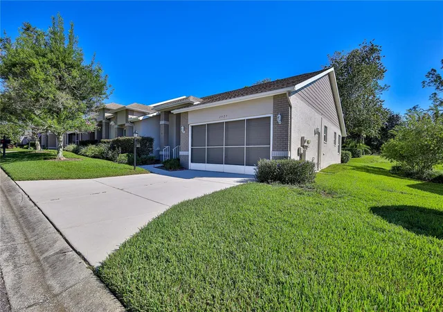 Photo 3 of House for sale at 2427 Hidden Trl Dr, Spring Hill, FL 34606 | MLS# W7890305 | Listing updated on 2026-10-17