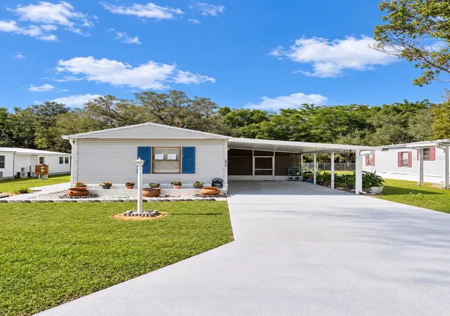 Photo 1 of Manufactured home for sale at 232 S Camphor Loop, Avon Park, FL 33825 | MLS# O6449779 | Listing updated on 2026-10-16