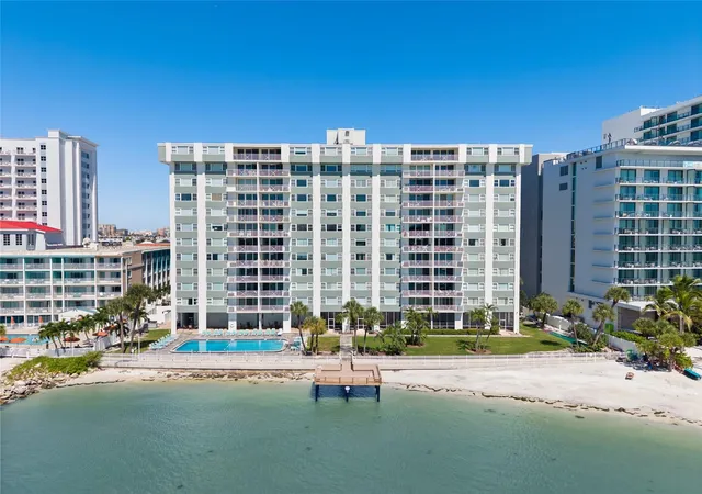 Condo for sale at 675 S Gulfview Blvd #PH4, CLEARWATER BEACH, FL 33767 | MLS# TB8557915