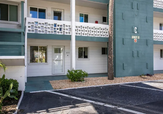 Condo for sale at 5872 17th Street W #C2, BRADENTON, FL 34207 | MLS# TB8557916