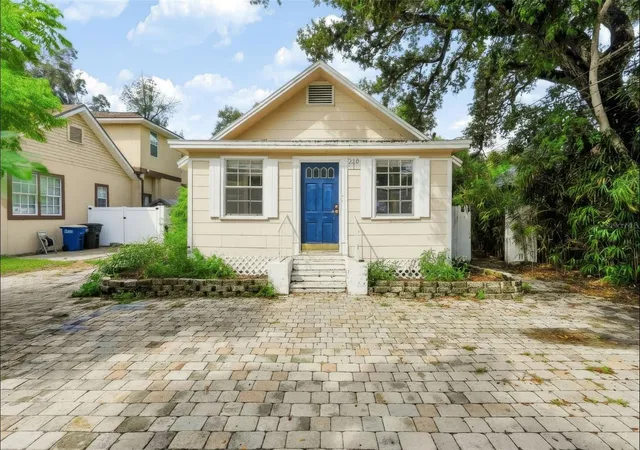 Photo 1 of Multi family home for sale at 208 Vine Ave #1,2,3,4, Clearwater, FL 33755 | MLS# TB8557917 | Listing updated on 2026-10-20