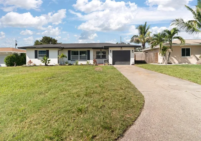 Photo 1 of Single family home for sale at 1432 Lime St, Clearwater, FL 33756 | MLS# TB8557925 | Listing updated on 2026-10-15