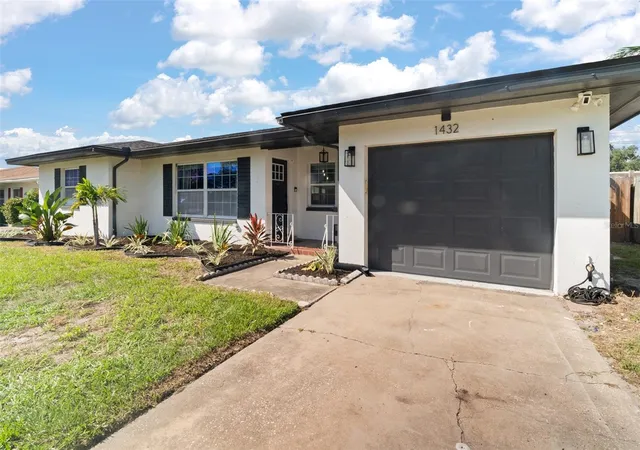 Photo 4 of Single family home for sale at 1432 Lime St, Clearwater, FL 33756 | MLS# TB8557925 | Listing updated on 2026-10-15