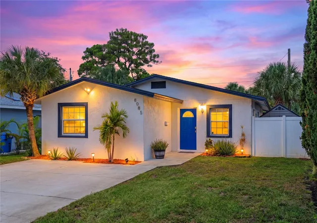 Photo 1 of Single family home for sale at 8085 24th Avenue N, Saint Petersburg, FL 33710 | MLS# A4709537 | Listing updated on 2026-10-17