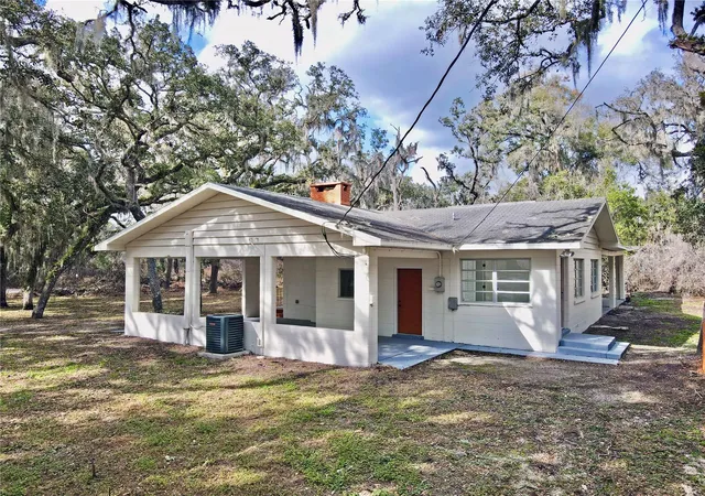 Photo 3 of Single family home for sale at 34582 Orchid Pkwy, Dade City, FL 33523 | MLS# TB8557939 | Listing updated on 2026-10-15