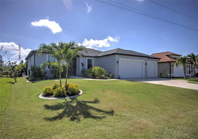 Photo 1 of Single family home for sale at 8380 Tecumseh Cir, Port Charlotte, FL 33981 | MLS# D6149180 | Listing updated on 2026-10-17