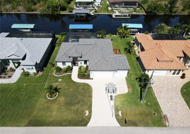 Photo 2 of Single family home for sale at 8380 Tecumseh Cir, Port Charlotte, FL 33981 | MLS# D6149180 | Listing updated on 2026-10-17